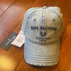 True Religion hat